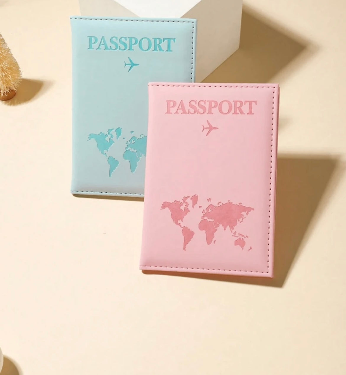 WanderLuxe Passport Holder