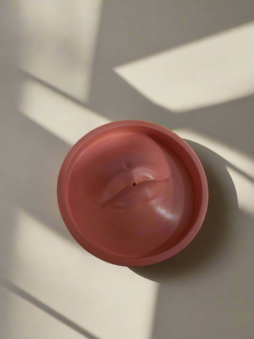 Lip Incense Holder π