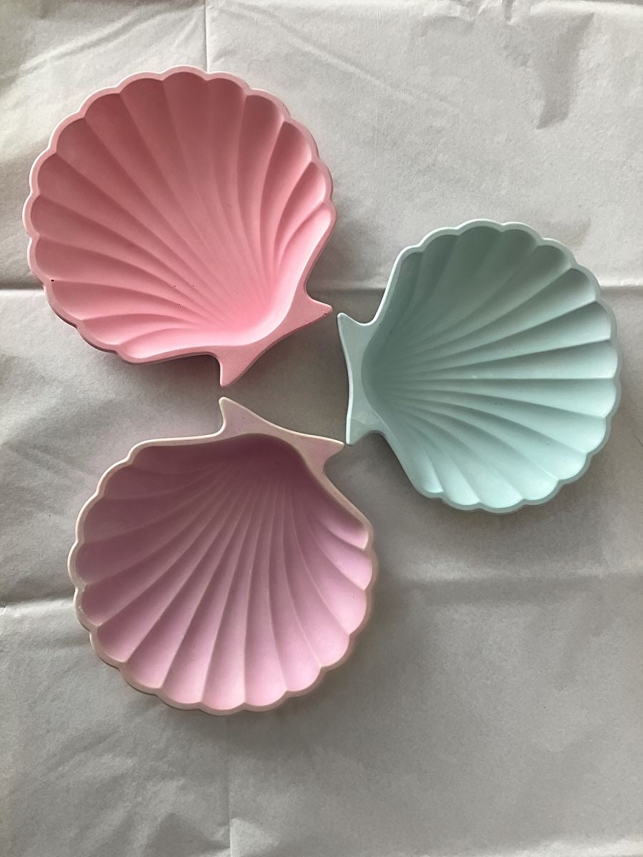 Handmade seashell jewelry tray