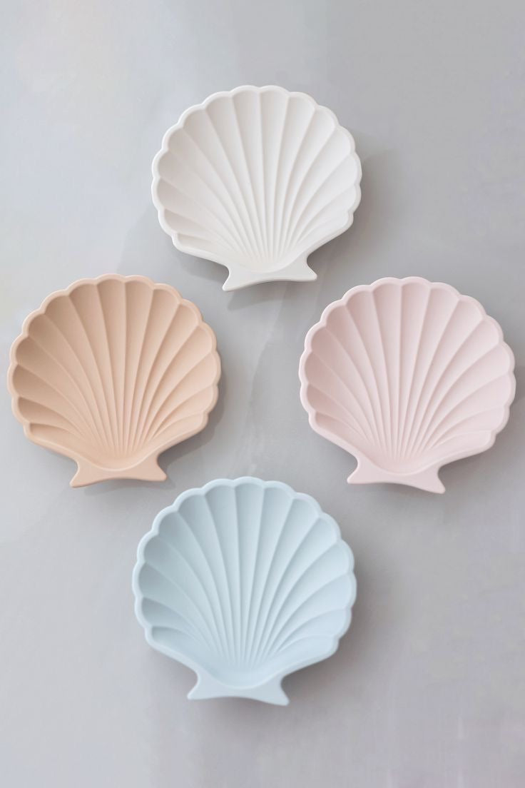 Handmade seashell jewelry tray