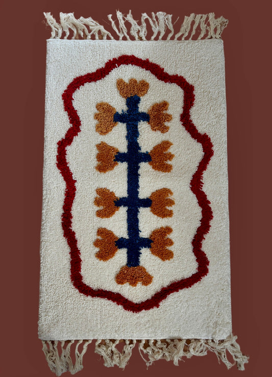 Tufted Boho Bath Mat – Soft Ivory with Abstract Motif