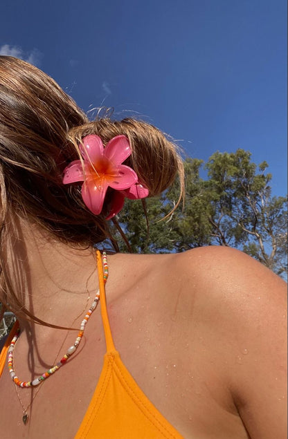 Hawaiian hair claw clip