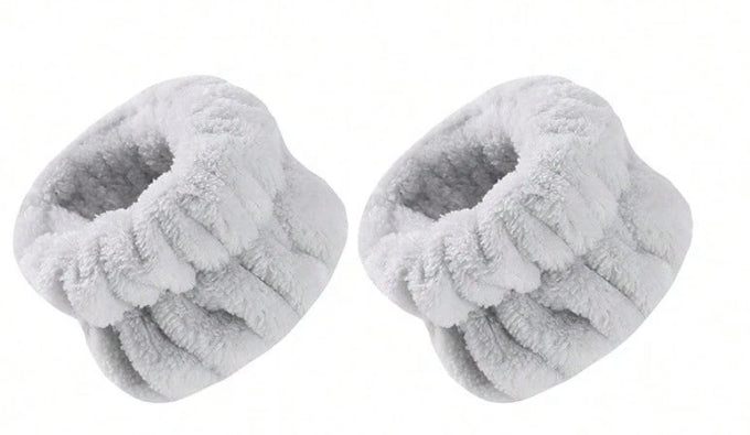 2pcs Women's Waterproof Wristband With Absorbent & Moisture Proof Design| upto 60% off sweet November limited discount