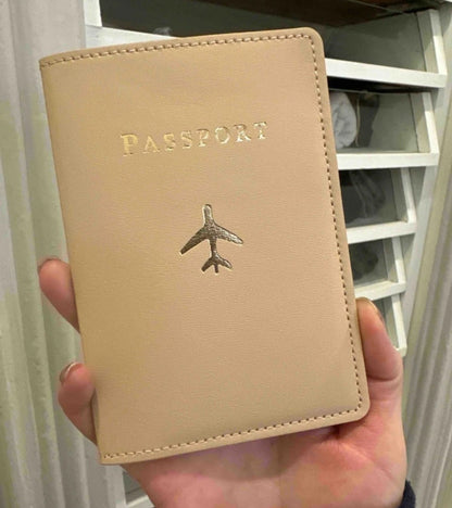The minimalist Passport Cover