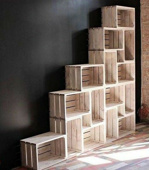 The multi-usage wooden box