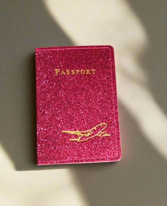 Iconic Glitter Passport Holder ✨