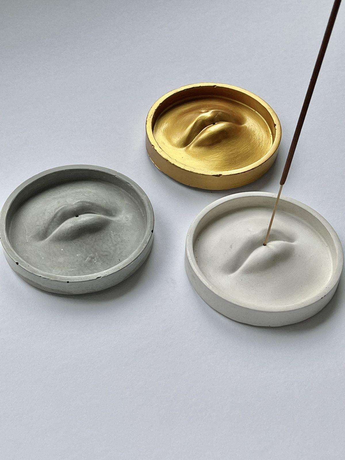 Lip Incense Holder 👄