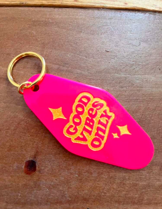Good vibes only keychain