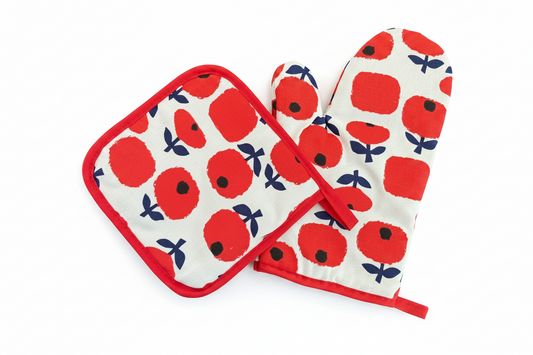 The Everyday Oven Mitt & Pot Holder Set