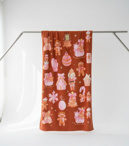 ⭐ Pink Christmas Gingerbread Cozy Blanket