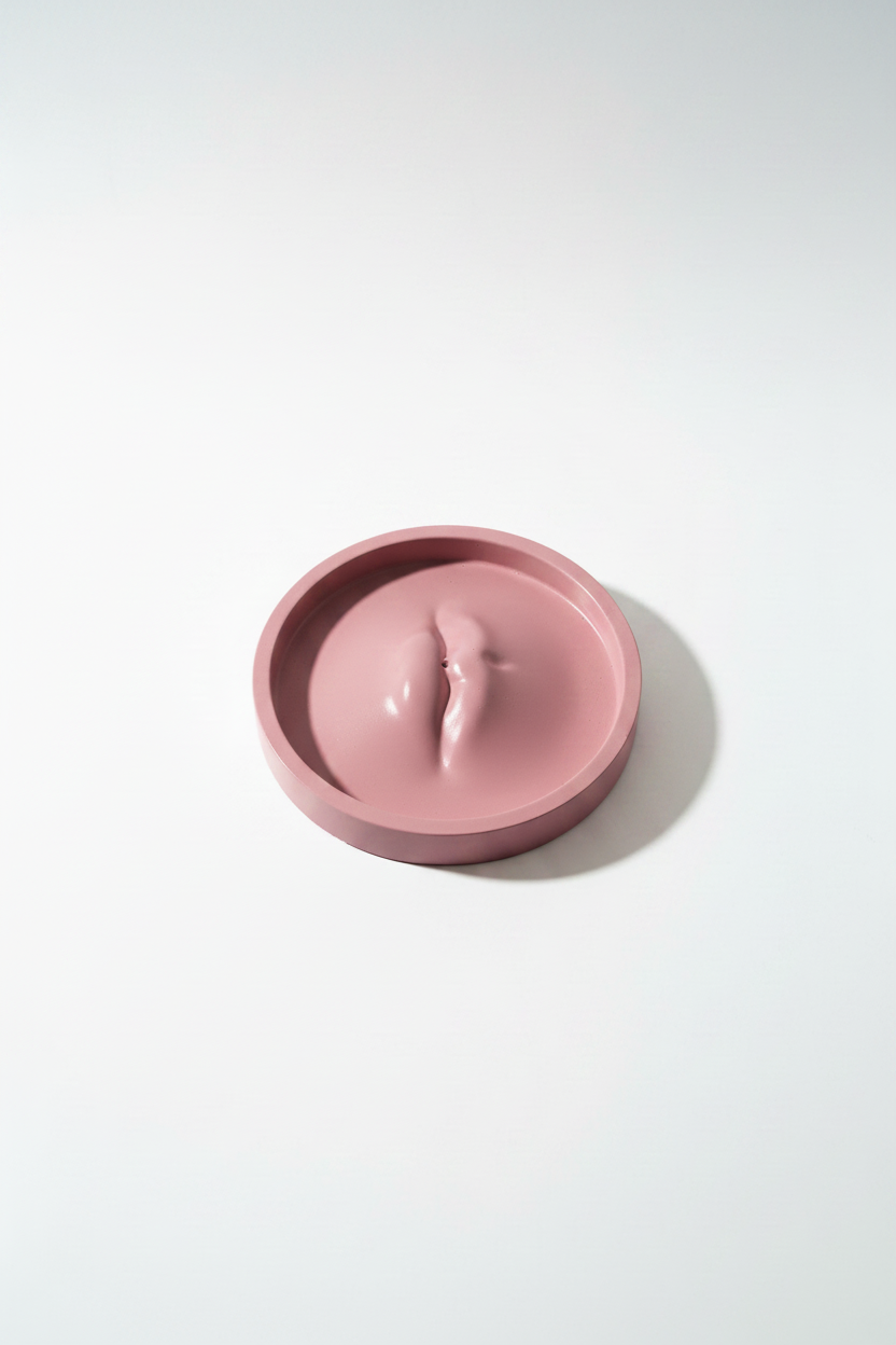 Lip Incense Holder 👄