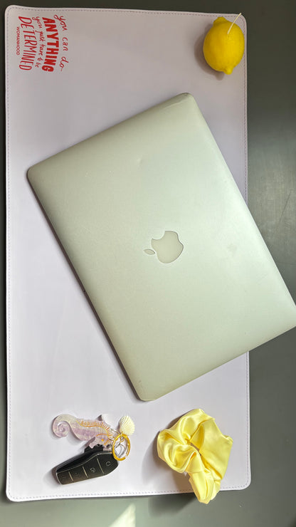 Focus aesthetic desk pad