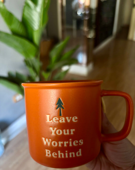Leave your worries behind Mug
