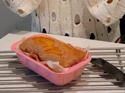 Sweet Slice Loaf Pan