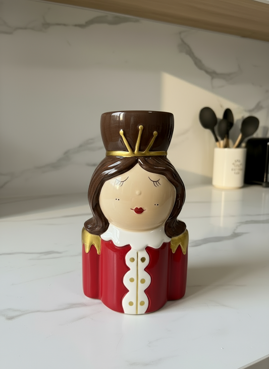 Doll Queen christmas vase